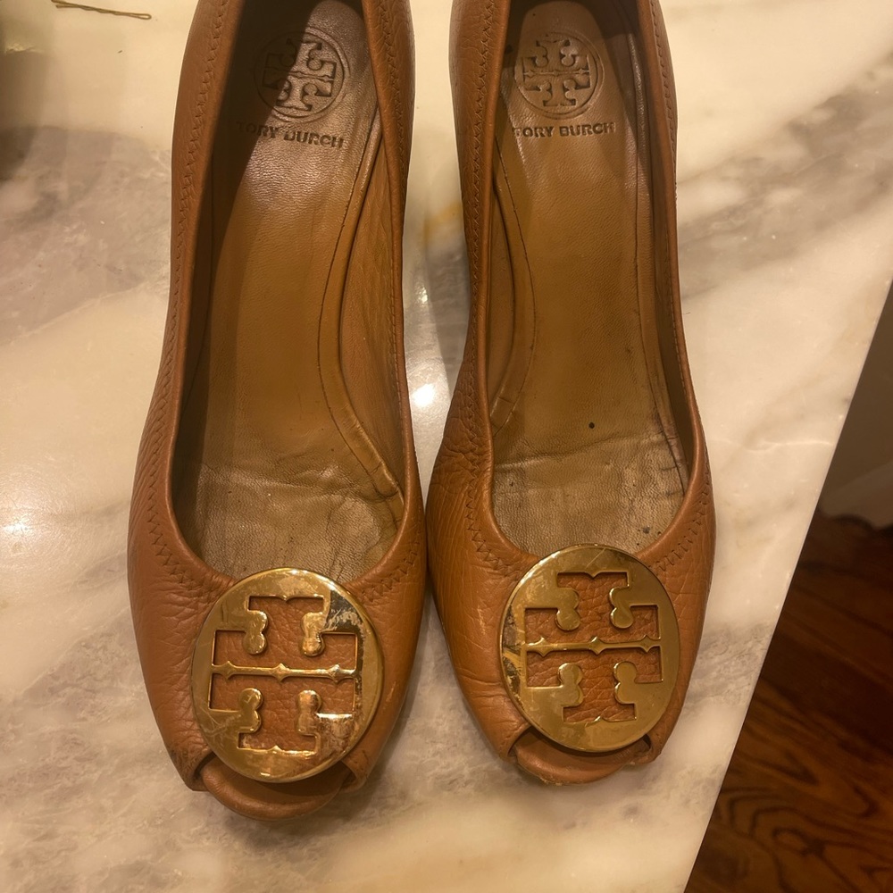 Tory Burch Leather Pumps